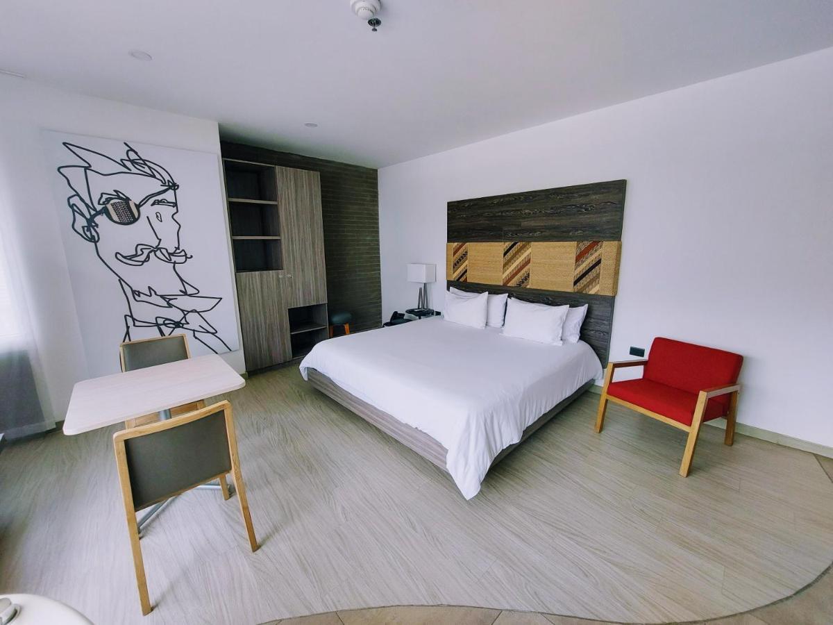 V Grand Hotel, A Member Of Radisson Individuals Medellín Eksteriør bilde