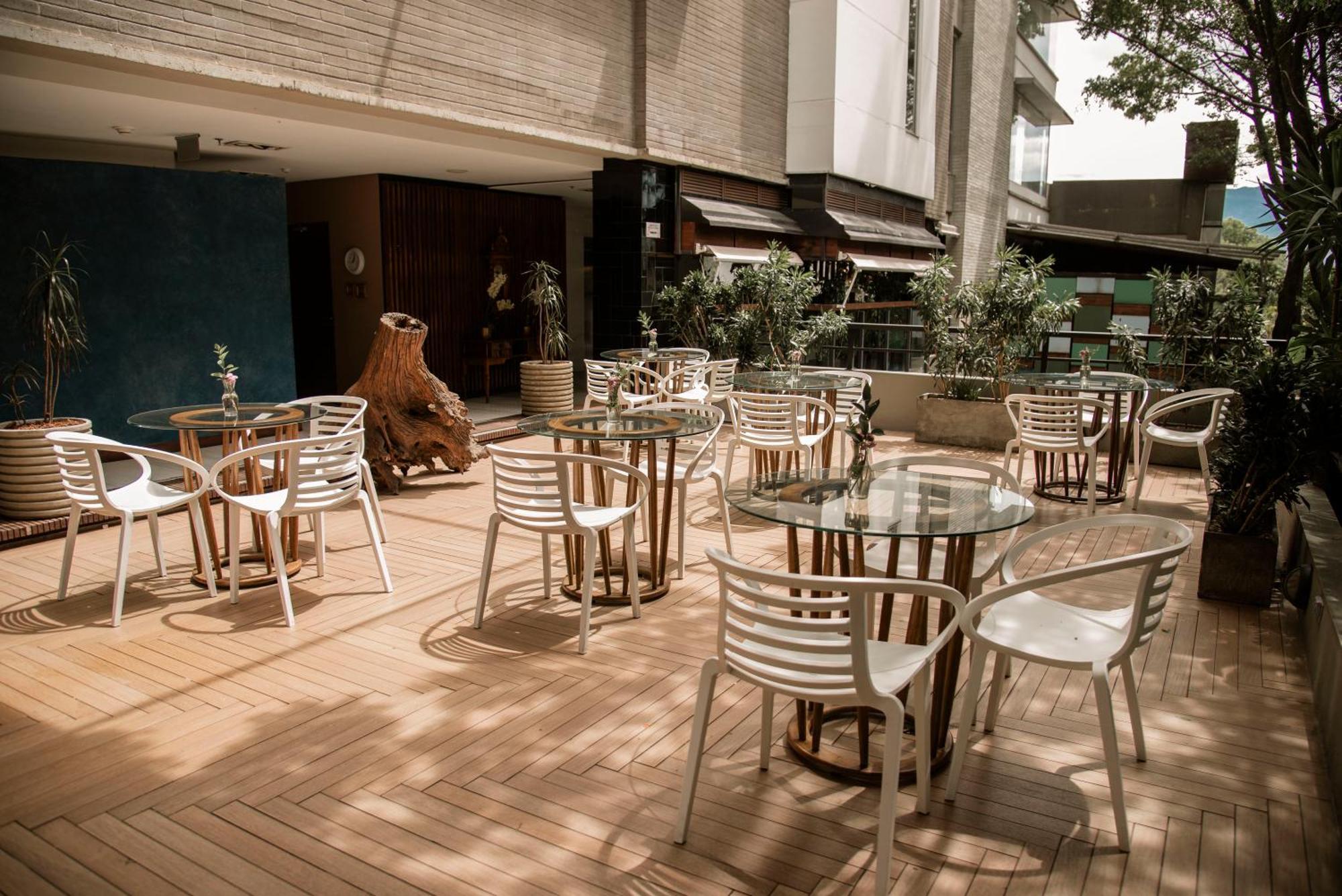 V Grand Hotel, A Member Of Radisson Individuals Medellín Eksteriør bilde