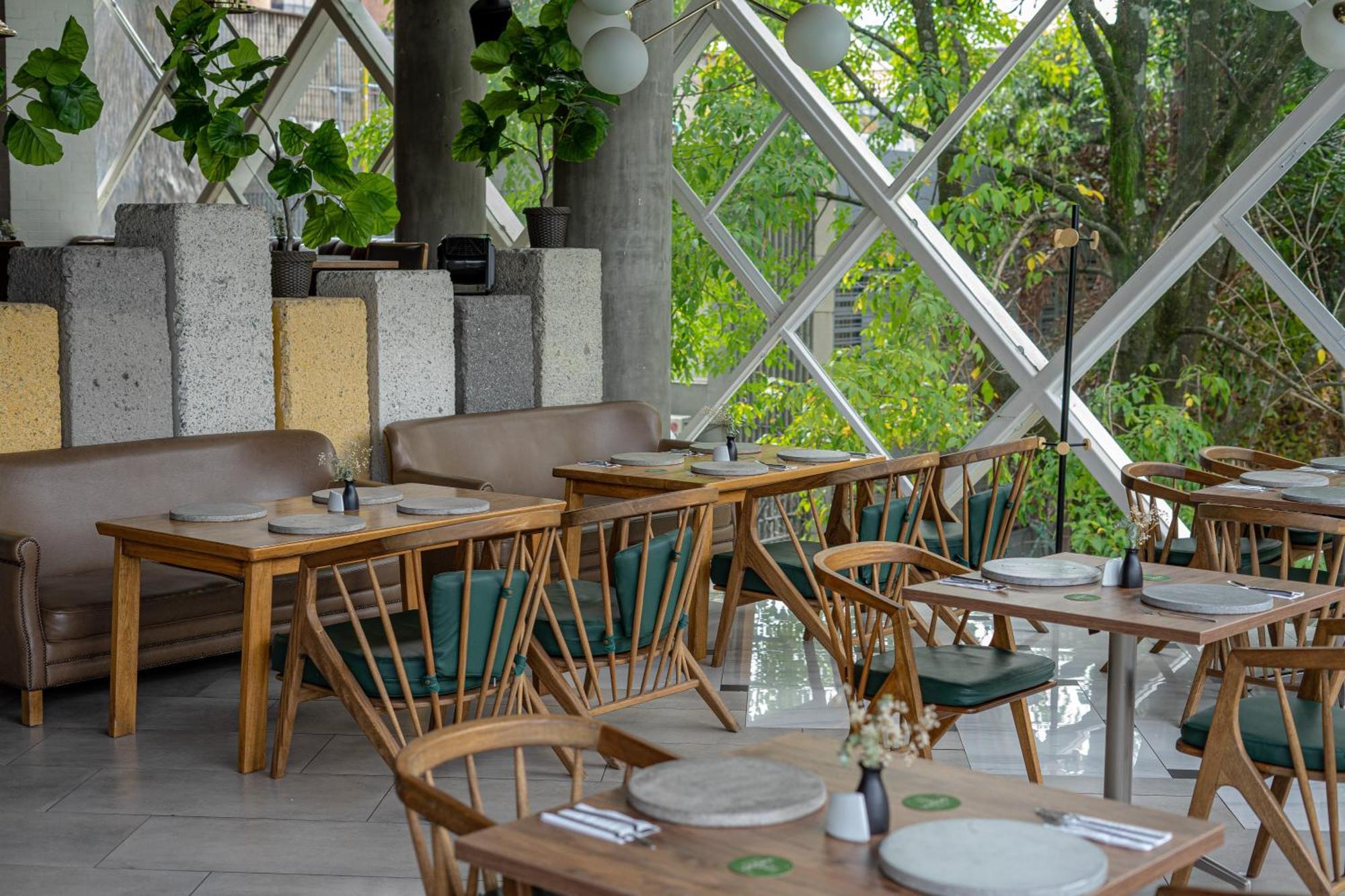 V Grand Hotel, A Member Of Radisson Individuals Medellín Eksteriør bilde