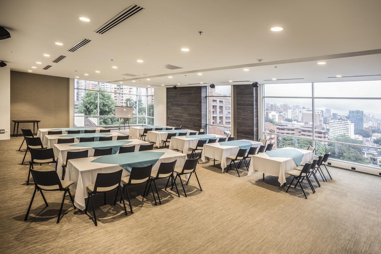 V Grand Hotel, A Member Of Radisson Individuals Medellín Eksteriør bilde